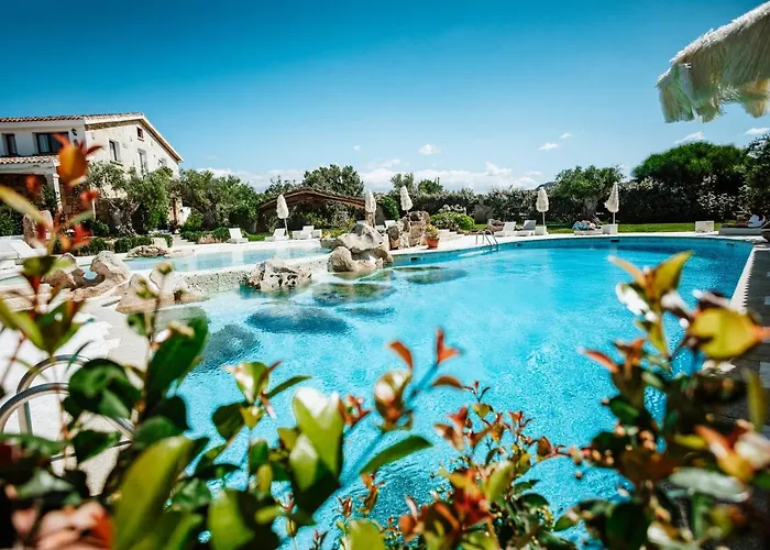 Hotel with Tennis: Hotel Pulicinu
